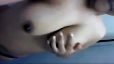 Video ABG Berwajah Imut Bugil Pamer Bodi